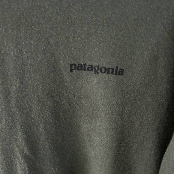 Men's Patagonia Short Sleeve T-Shirt Forest Green - Picture 3 of 4